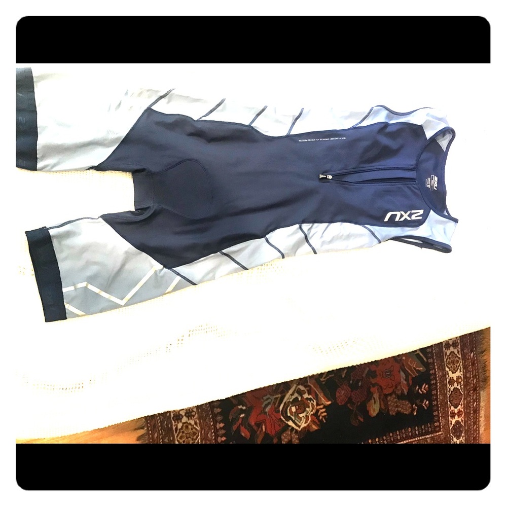 Triathlon suit